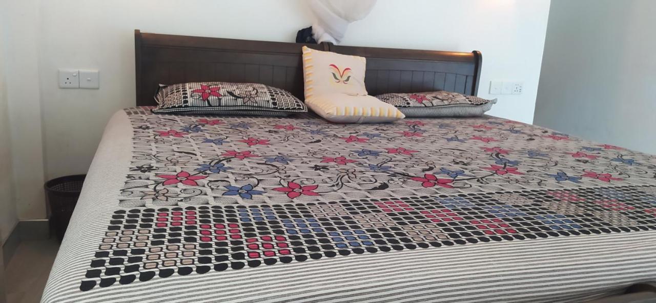 Ella Value Village Dış mekan fotoğraf